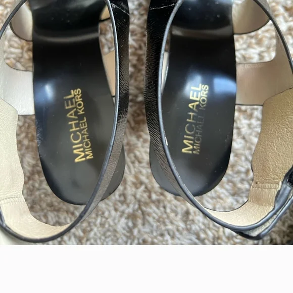 Michael Kors Carla Black Patent Leather Heels Sandals 9.5 - Picture 6 of 7
